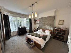 Photo 11- click for photo gallery